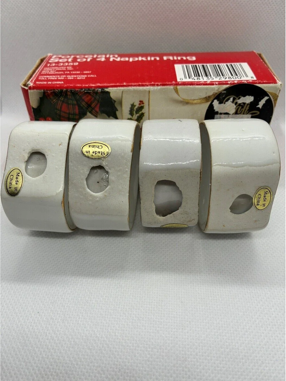Vintage Porcelain Holly Berry Napkin Rings Set of 4 Christmas Holiday Dining
